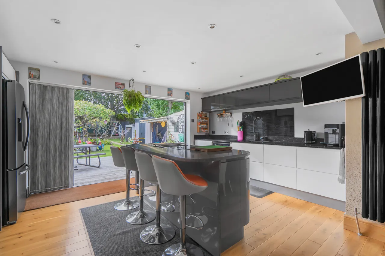 3 bed house for sale, Homefield Road, Drayton, PO6