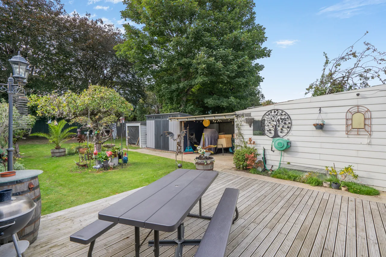 Homefield Road, Drayton, PO6, photo 17