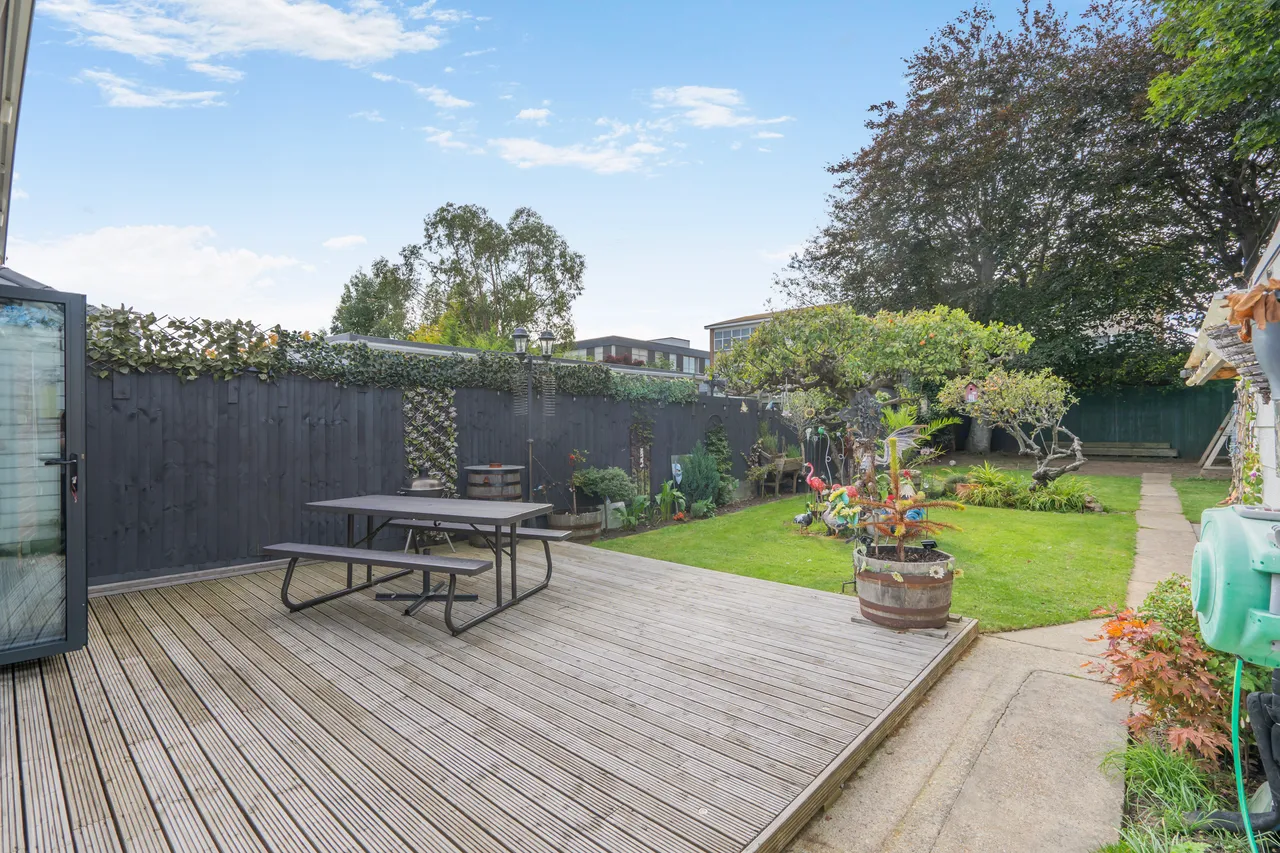 Homefield Road, Drayton, PO6, photo 18