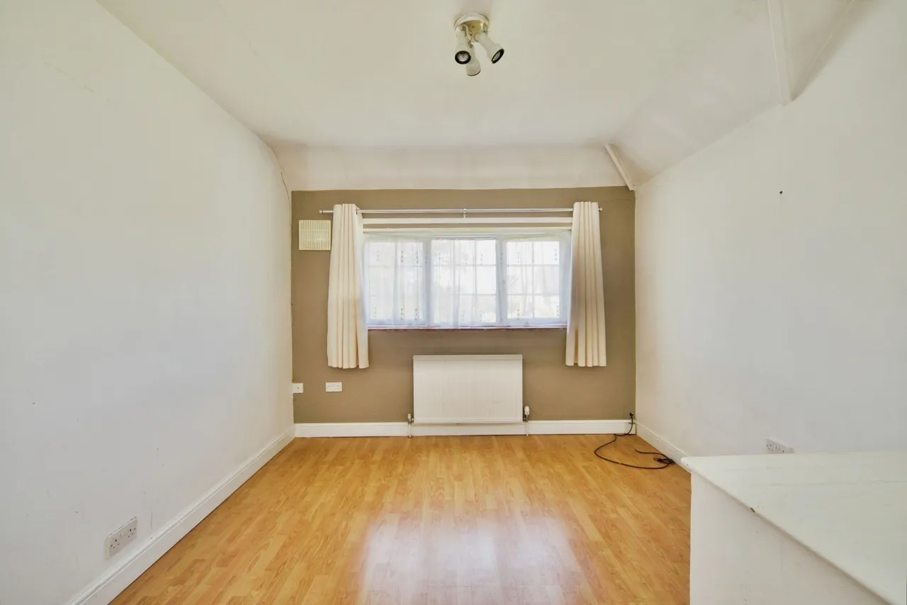 Balmoral Drive, Borehamwood, Hertfordshire, WD6, photo 9