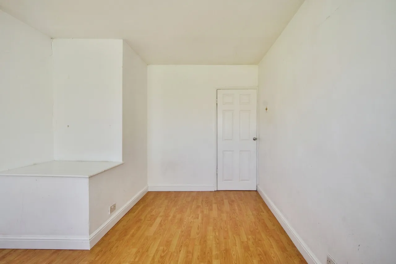 Balmoral Drive, Borehamwood, Hertfordshire, WD6, photo 13