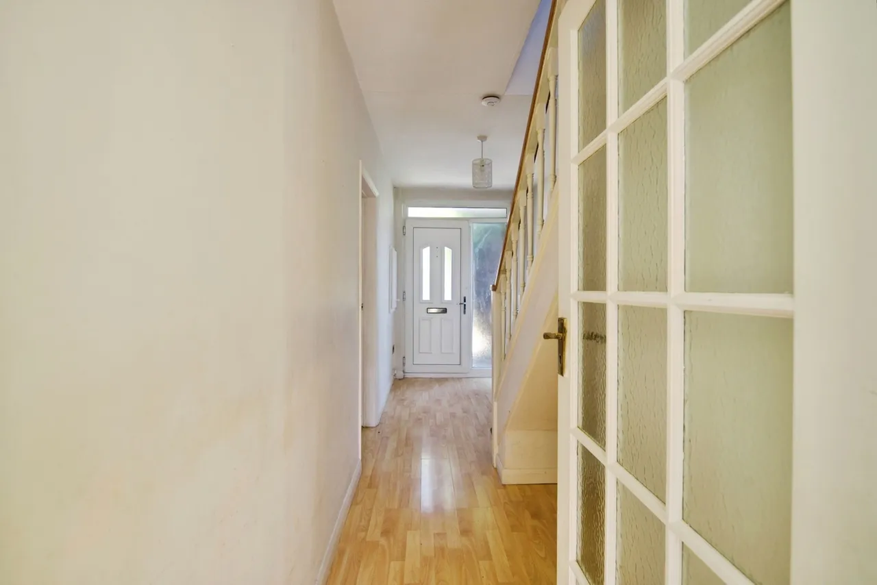 Balmoral Drive, Borehamwood, Hertfordshire, WD6, photo 16