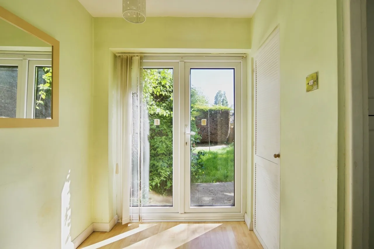 Balmoral Drive, Borehamwood, Hertfordshire, WD6, photo 8