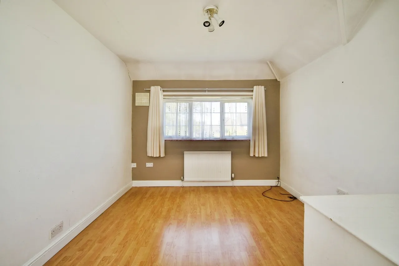 Balmoral Drive, Borehamwood, Hertfordshire, WD6, photo 12