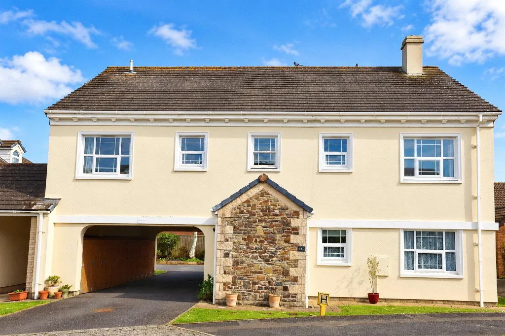 2 bed flat for sale, Bay View Road, Northam, EX39