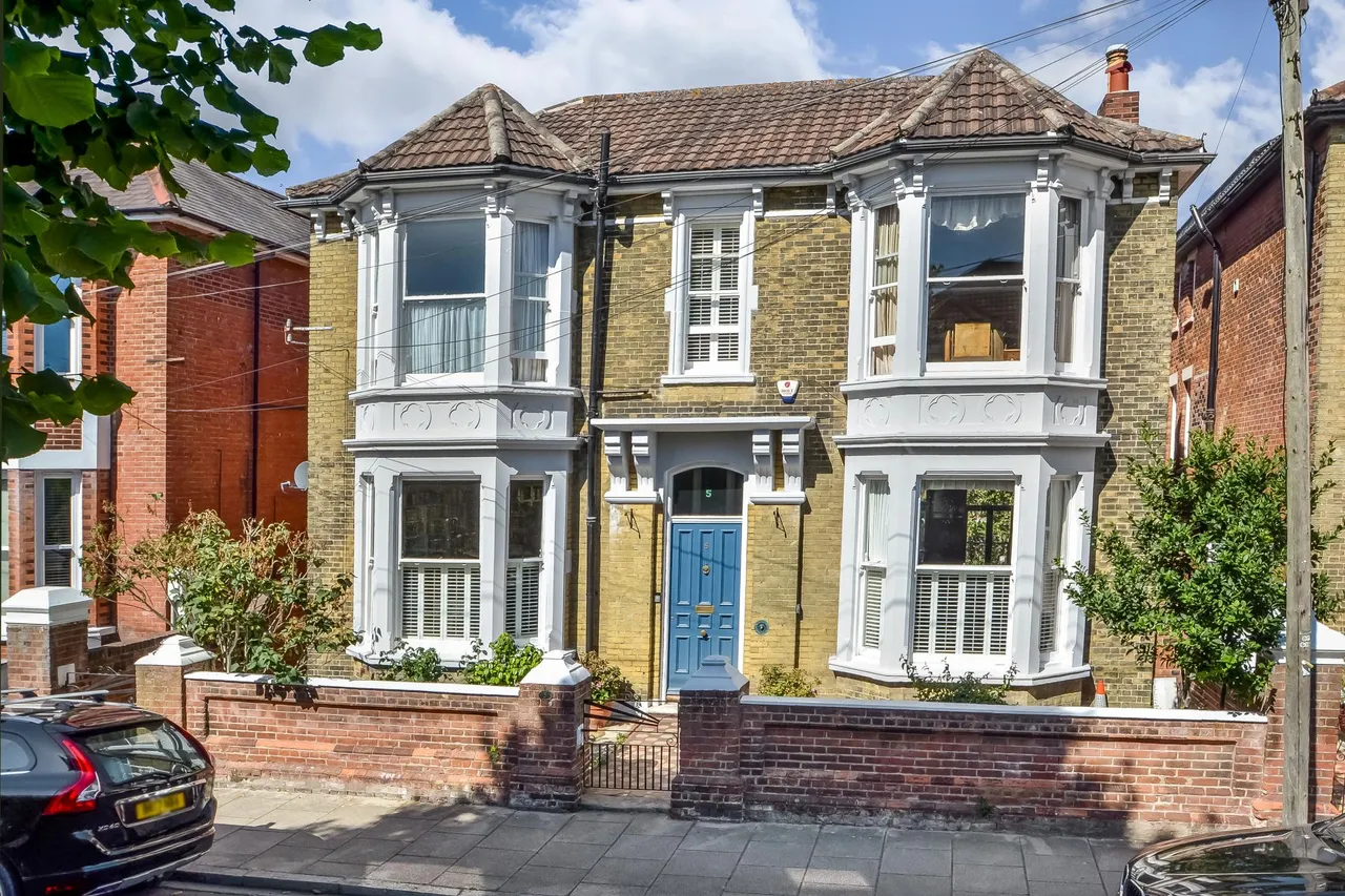 7 bed house for sale, Southsea, Hampshire