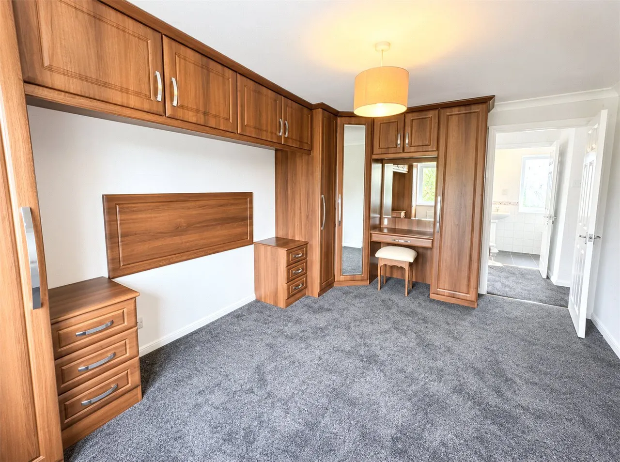 Holmsdale Close, Westcliff-on-Sea, SS0, photo 10