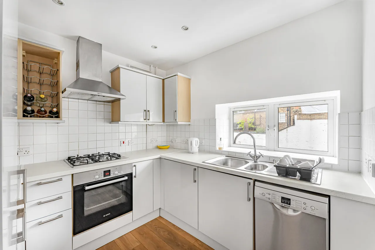 St. John Street, Clerkenwell, EC1V, photo 3