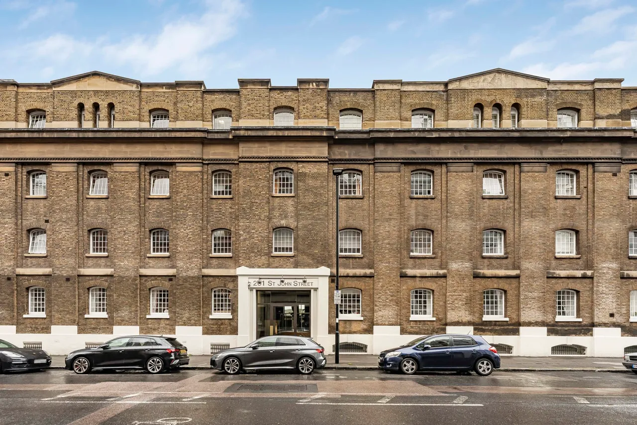 St. John Street, Clerkenwell, EC1V, photo 5