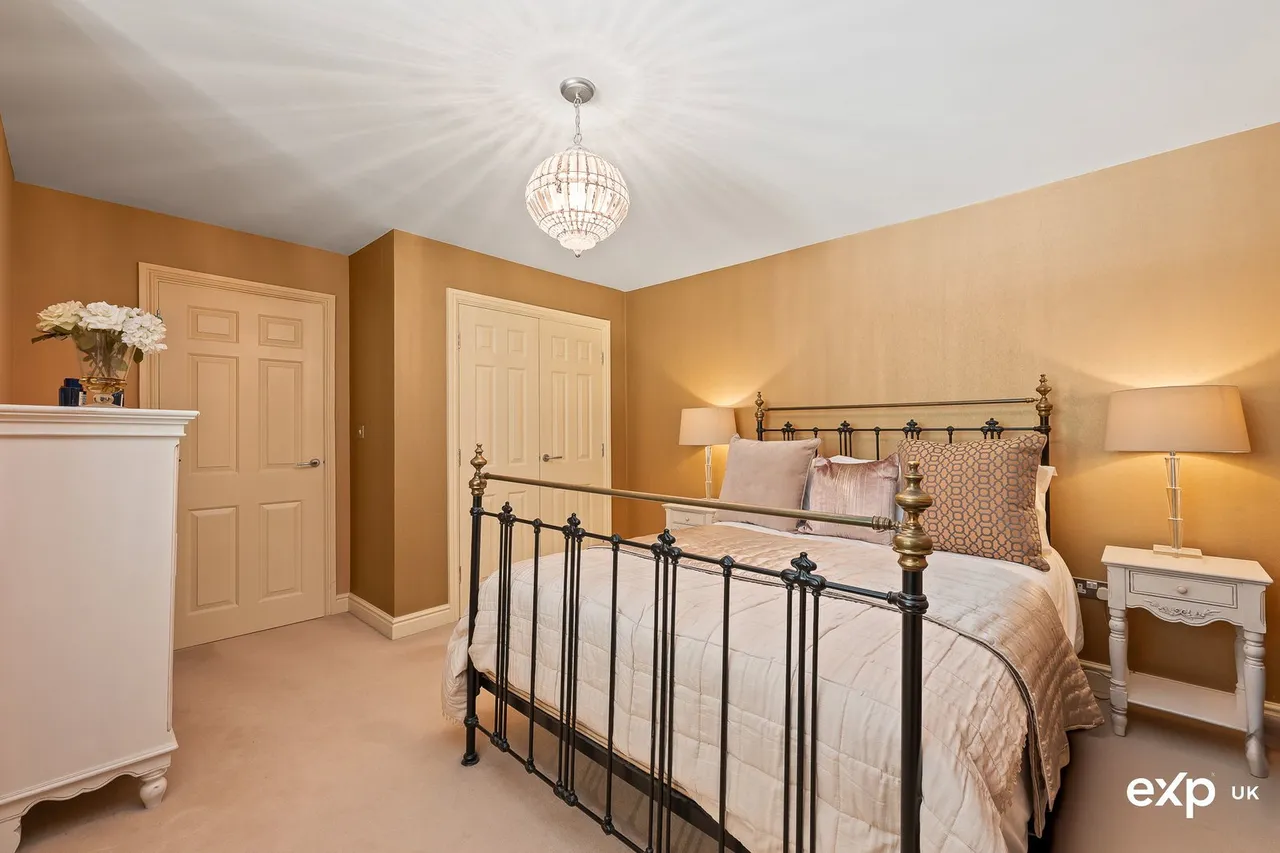 Fox Hollow, Ravenshead, photo 33