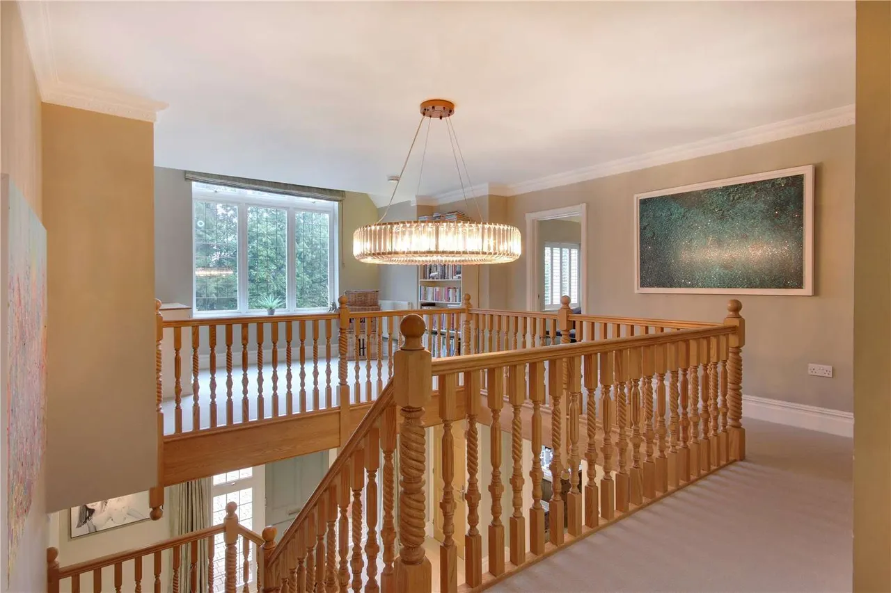 Pembury Road, Tunbridge Wells, Kent, TN2 4ND, photo 12