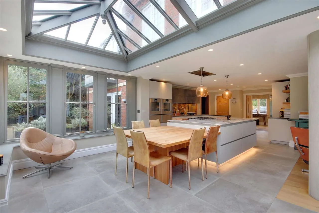 Pembury Road, Tunbridge Wells, Kent, TN2 4ND, photo 5