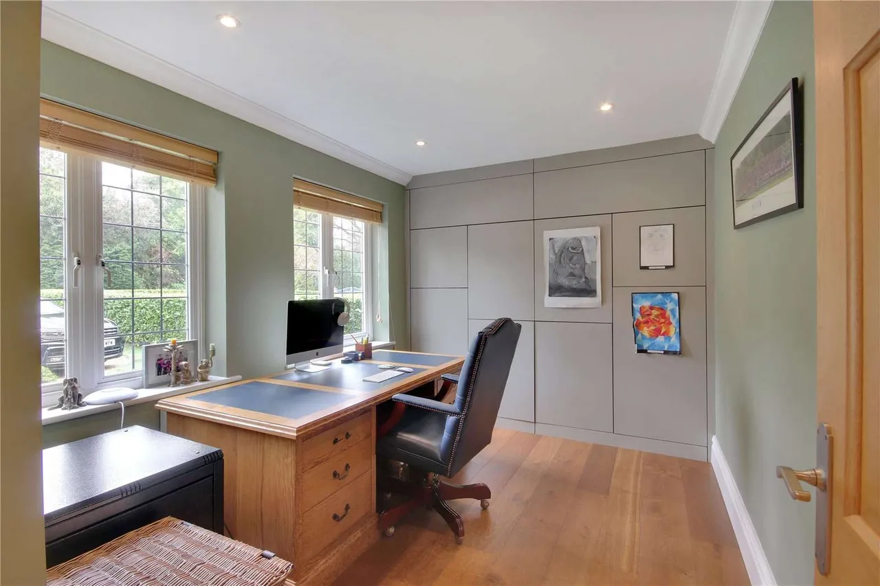 Pembury Road, Tunbridge Wells, Kent, TN2 4ND, photo 11
