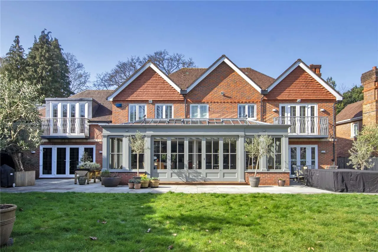 Pembury Road, Tunbridge Wells, Kent, TN2 4ND, photo 2