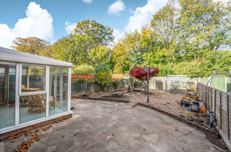 Thornfield Road, Banstead SM7 2HX, photo 8