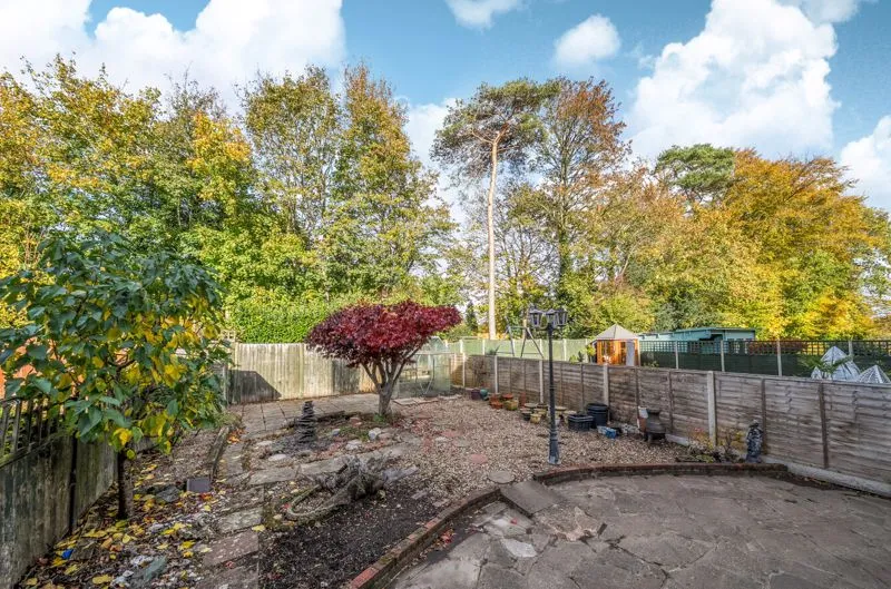 Thornfield Road, Banstead SM7 2HX, photo 9