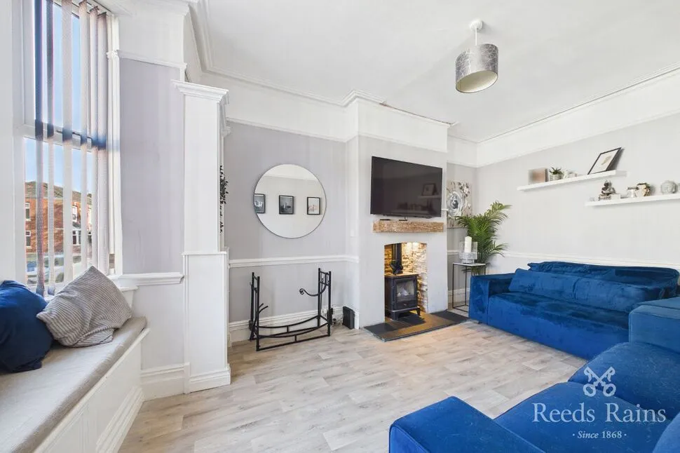 Mottram Road, Hyde, SK14, photo 2