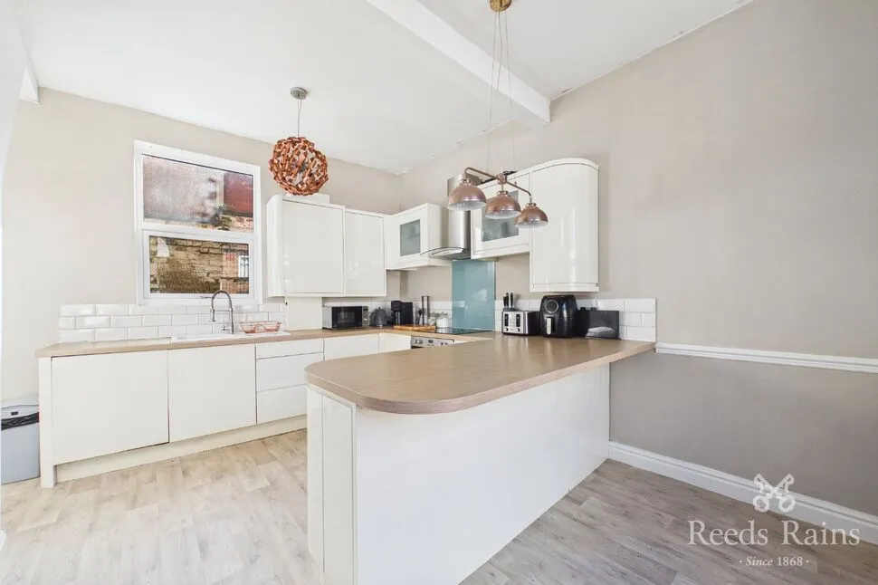 Mottram Road, Hyde, SK14, photo 14