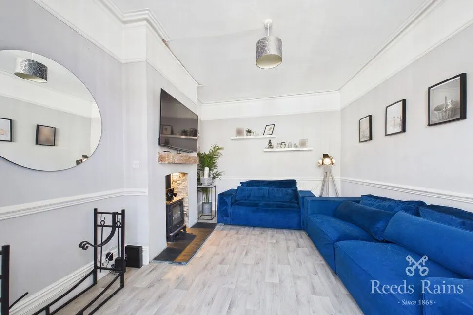 Mottram Road, Hyde, SK14, photo 12