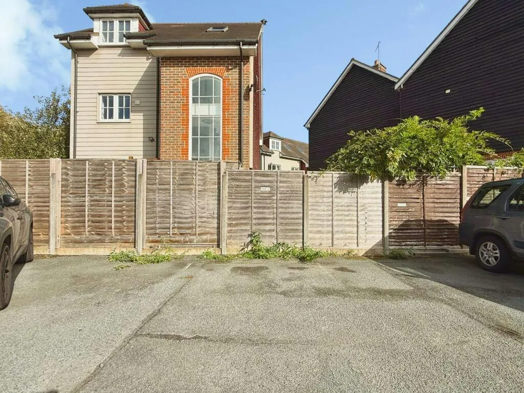Eagle Road, Telford Court, TN31, photo 6