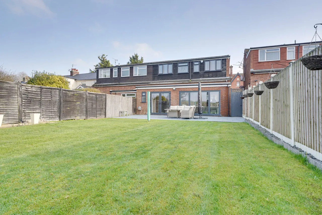 Vine Grove, Gilston, CM20, photo 18