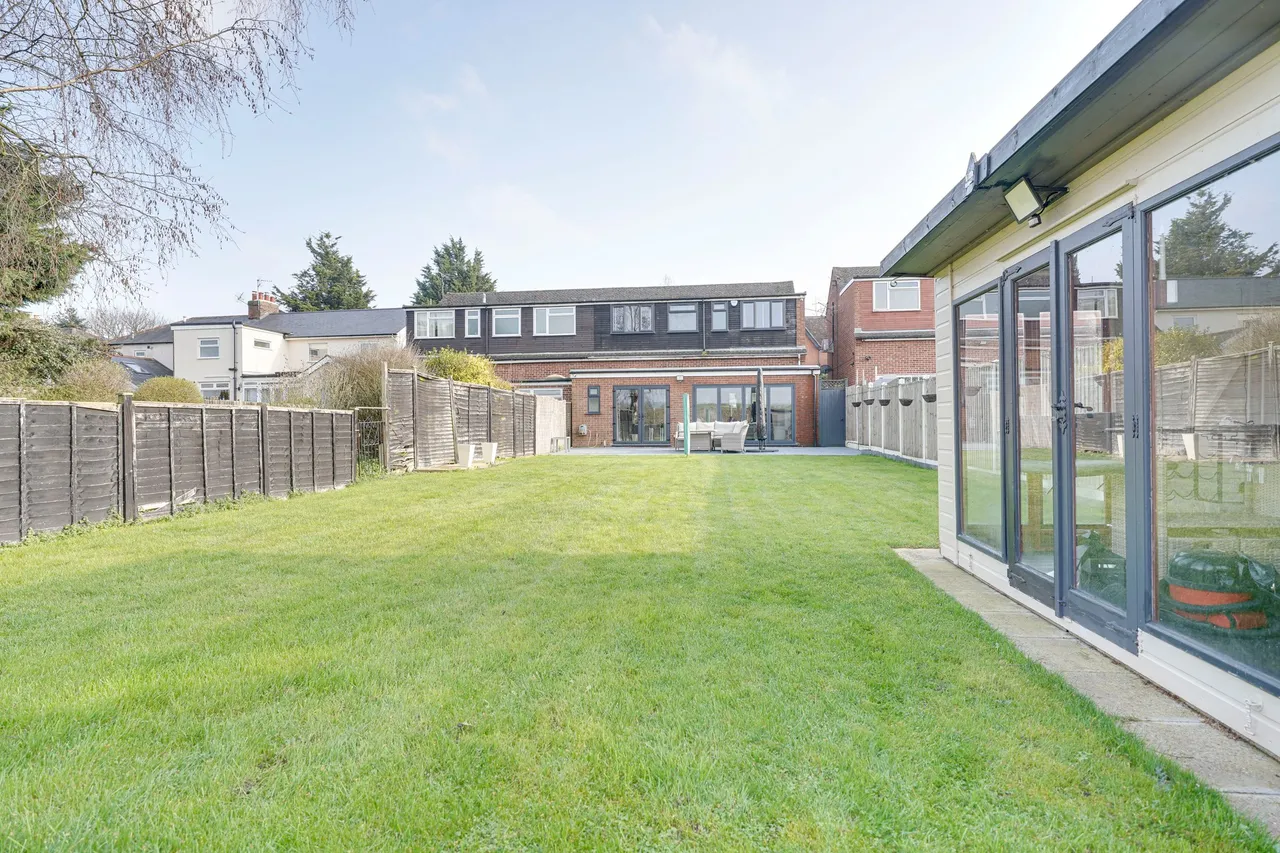 Vine Grove, Gilston, CM20, photo 17