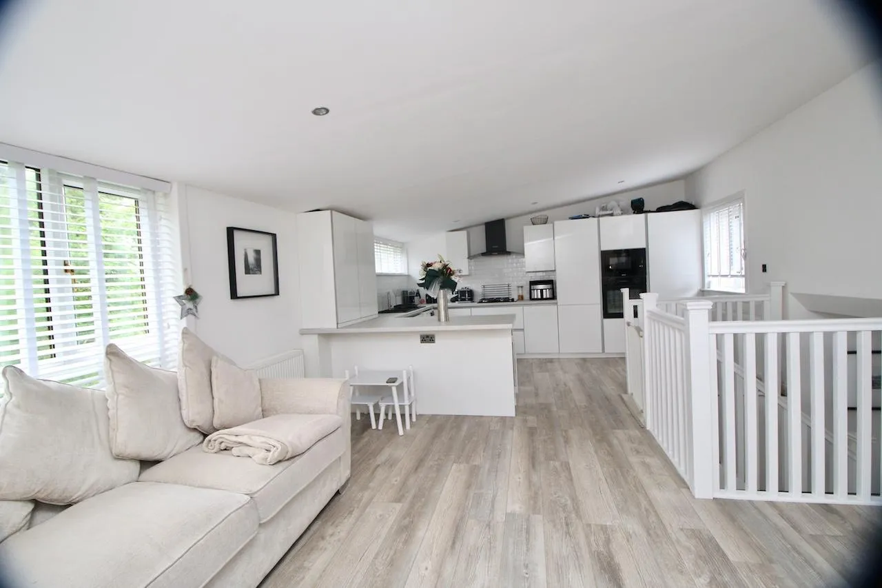 Braeface Road, Seafar, G67 1HN, photo 2