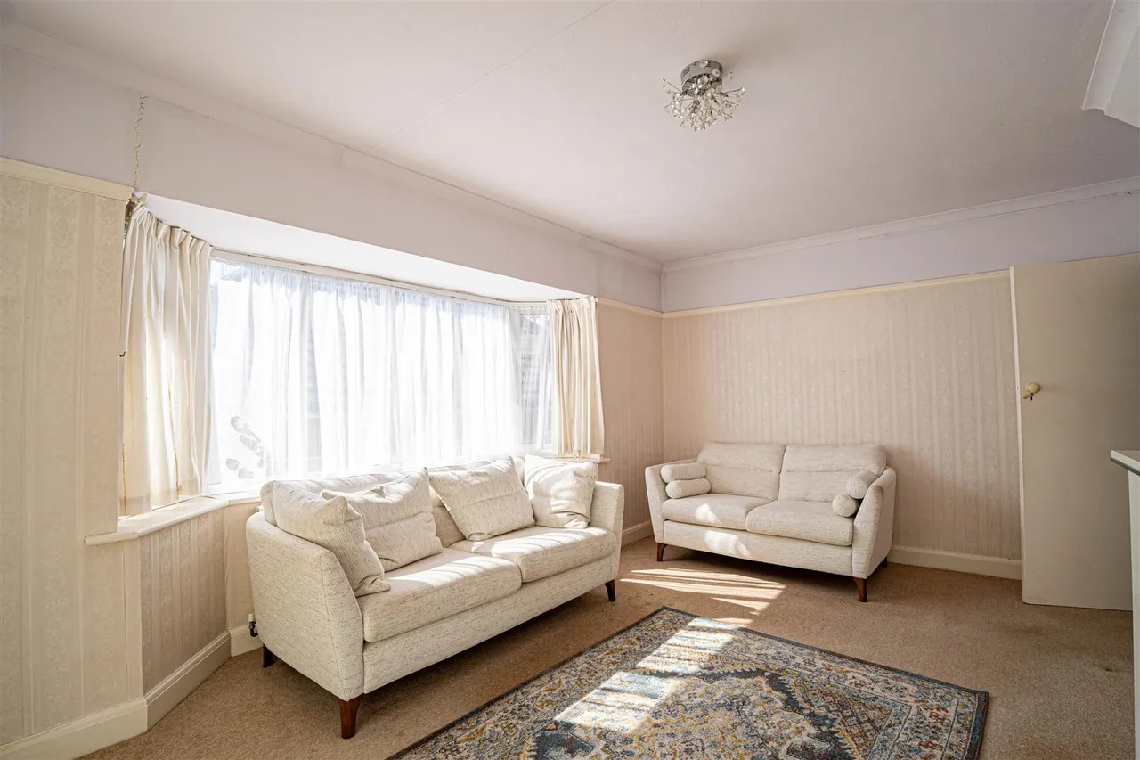 Hoads Wood Road, Hastings, photo 19