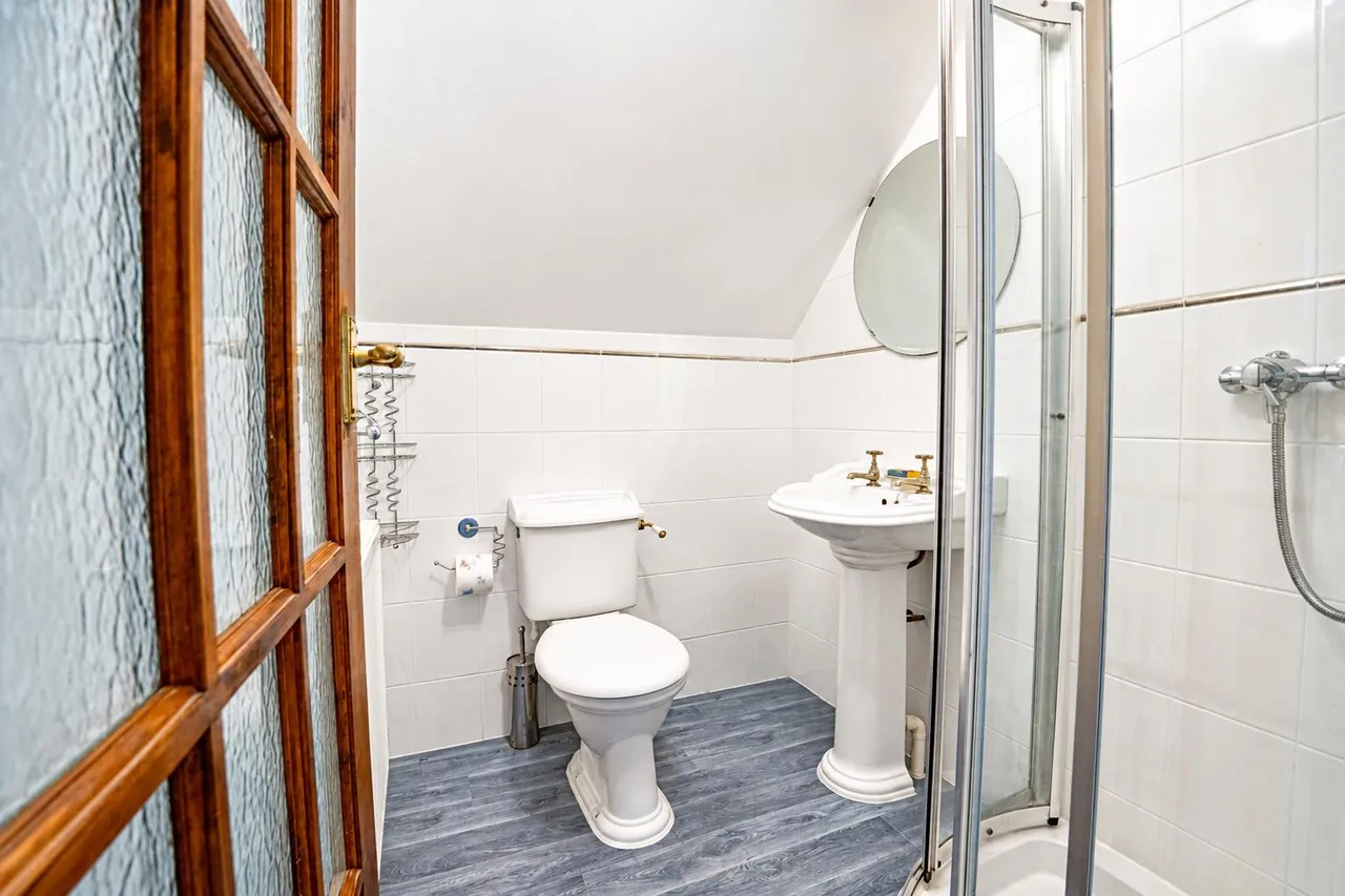 Hoads Wood Road, Hastings, photo 14