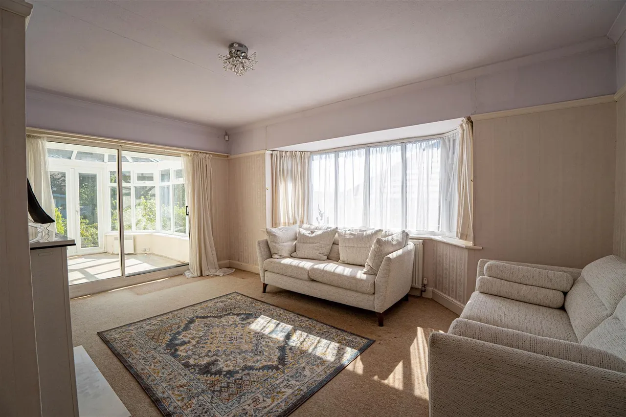 Hoads Wood Road, Hastings, photo 18