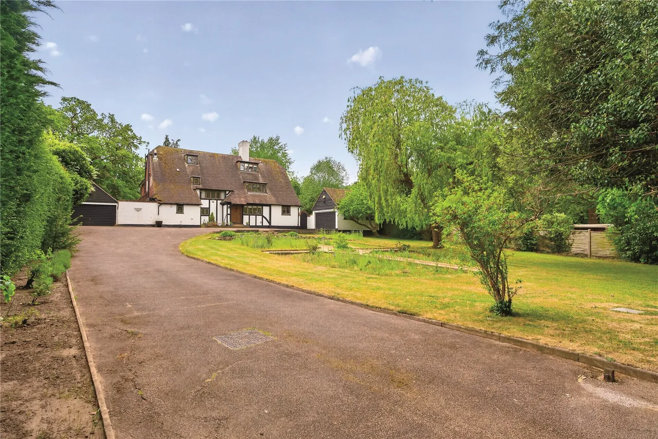 High Street, Seal, TN15, photo 26