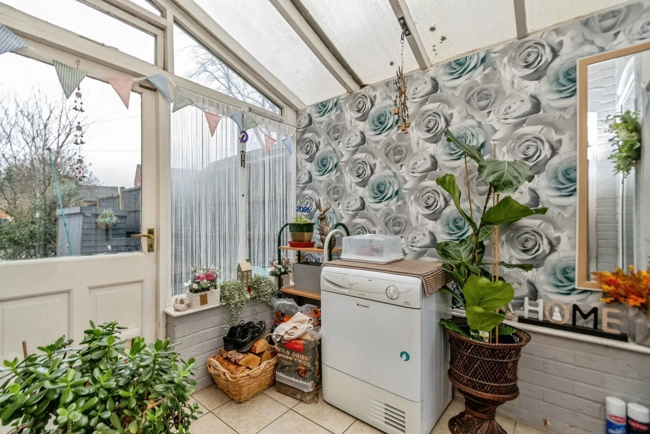 Daw End Lane, Walsall, WS4, photo 9