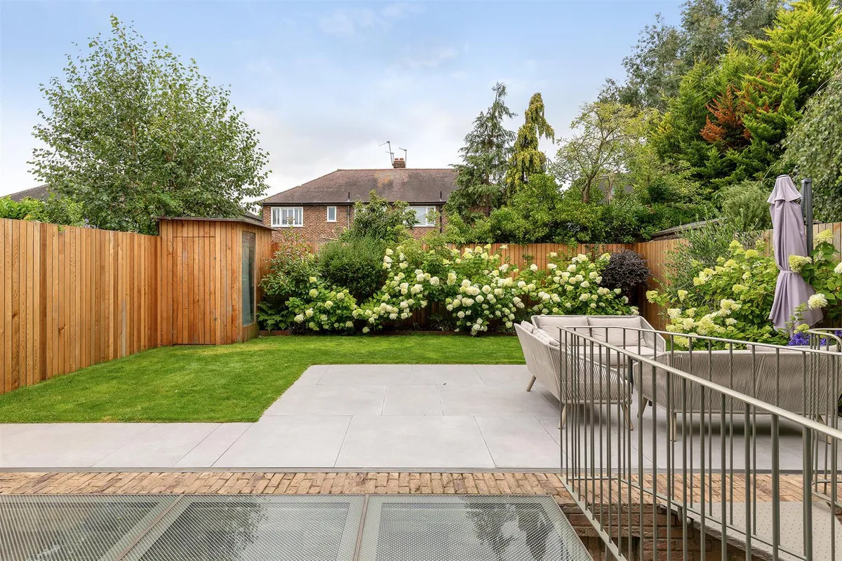 Kingsley Avenue, London, W13, photo 10