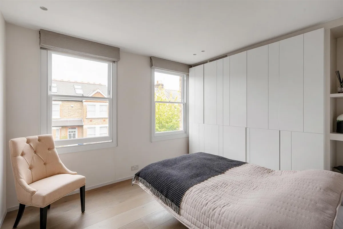 Kingsley Avenue, London, W13, photo 27