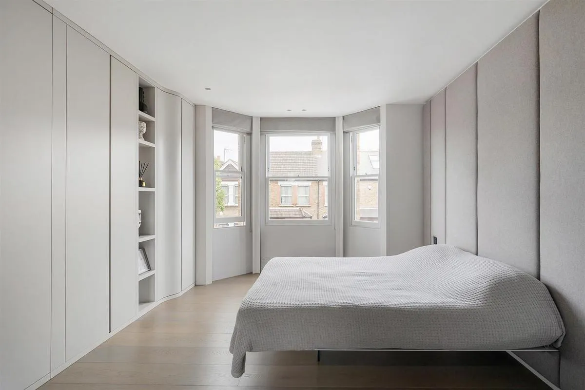 Kingsley Avenue, London, W13, photo 25