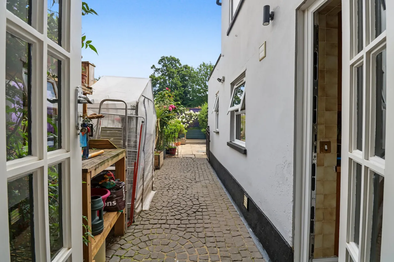 Kings Road, London, SE25, photo 4