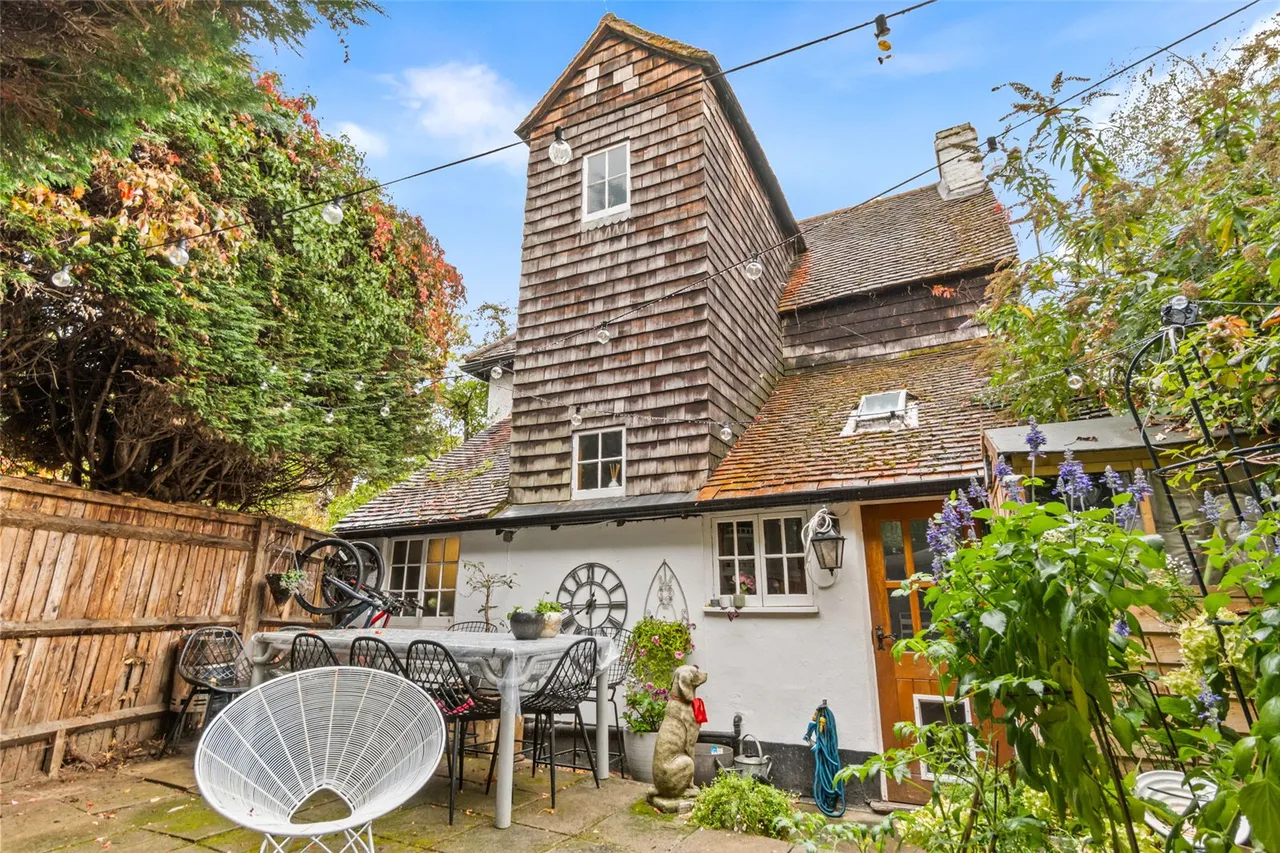 Upper Halliford Road, Shepperton, TW17, photo 12