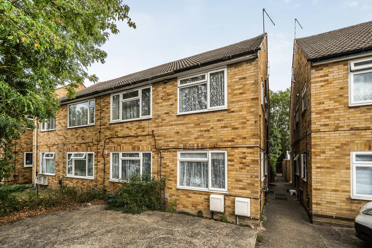 Gulliver Close, Northolt, UB5, photo 11