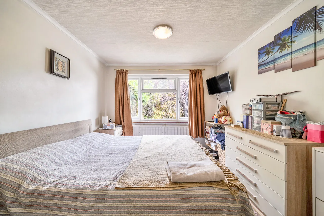 Gulliver Close, Northolt, UB5, photo 16