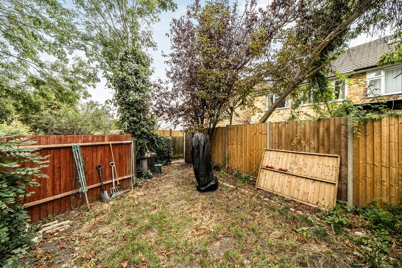 Gulliver Close, Northolt, UB5, photo 9