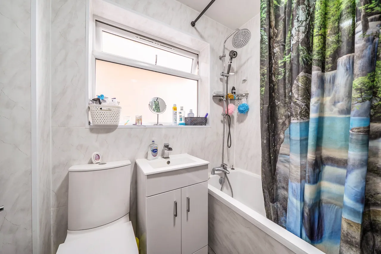 Gulliver Close, Northolt, UB5, photo 8
