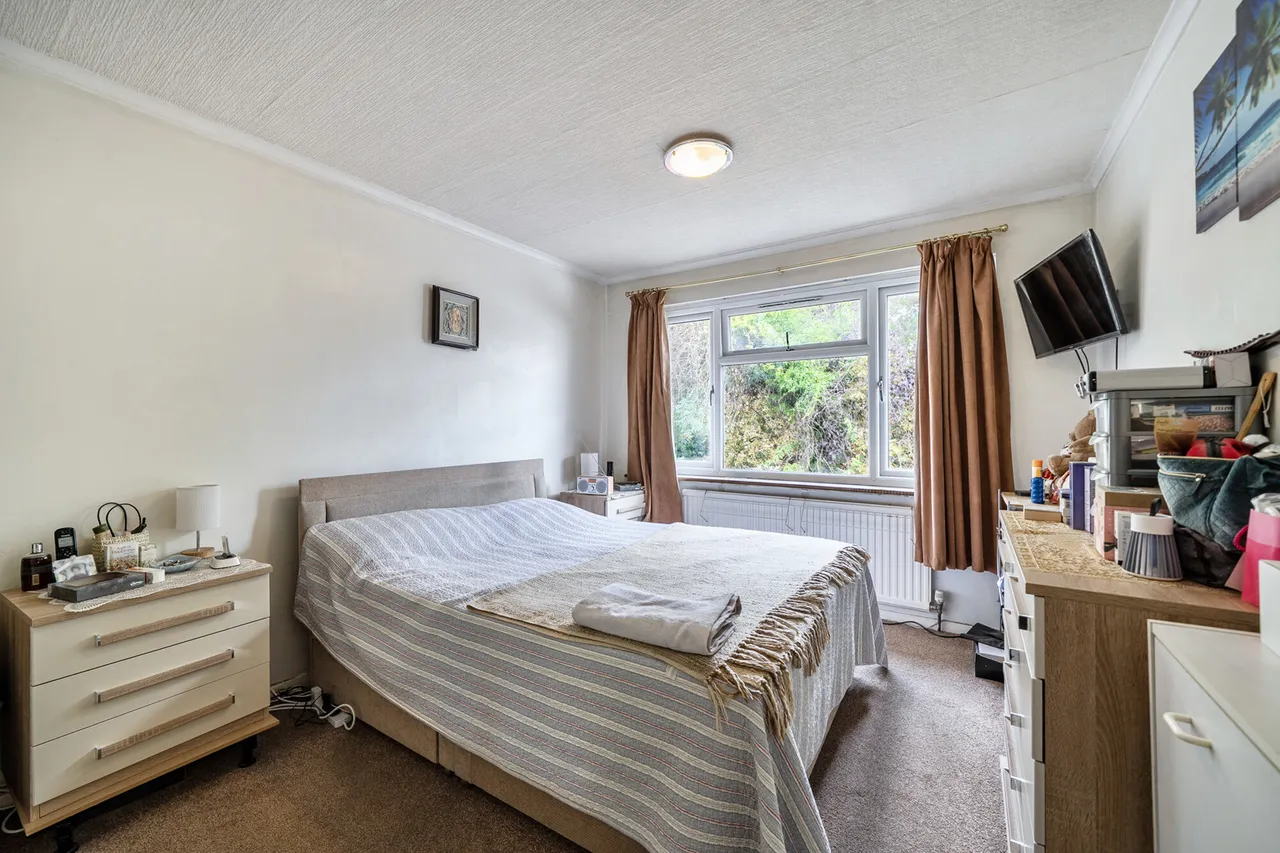 Gulliver Close, Northolt, UB5, photo 6