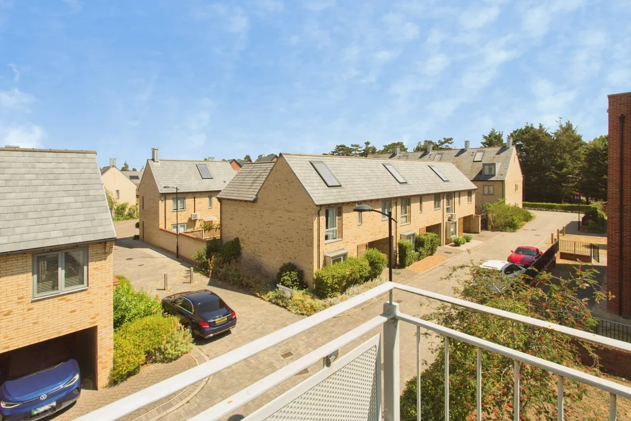 Spring Drive, Trumpington, CB2, photo 7