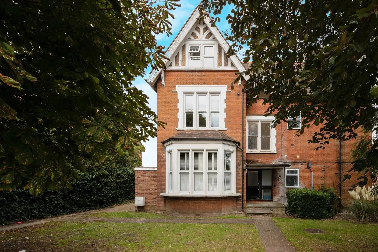 Tennison Road, South Norwood, photo 11