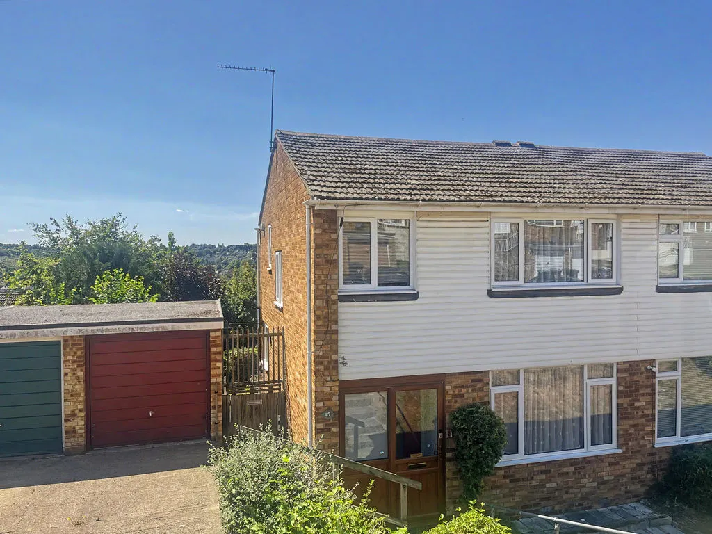 3 bed house for sale — Kelvin Close, Downley HP13 5ST