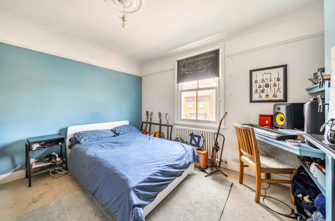 Crescent Road, Shepperton, TW17, photo 9