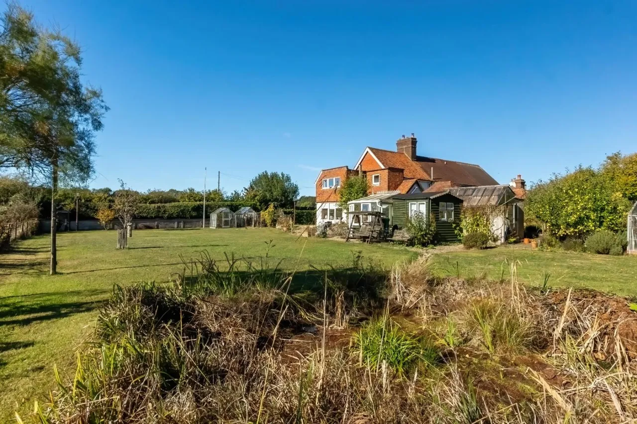 Browns Lane, Hastoe, HP23, photo 26