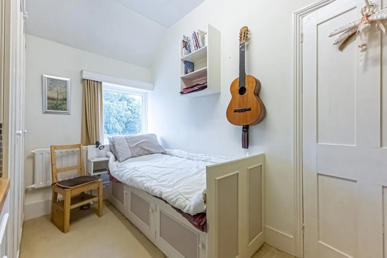 Browns Lane, Hastoe, HP23, photo 20