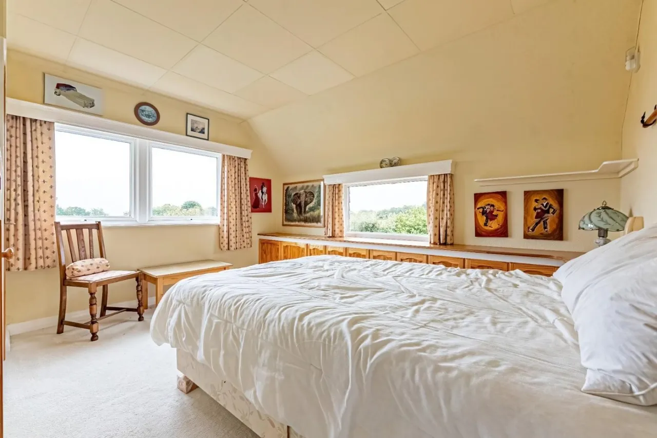 Browns Lane, Hastoe, HP23, photo 15