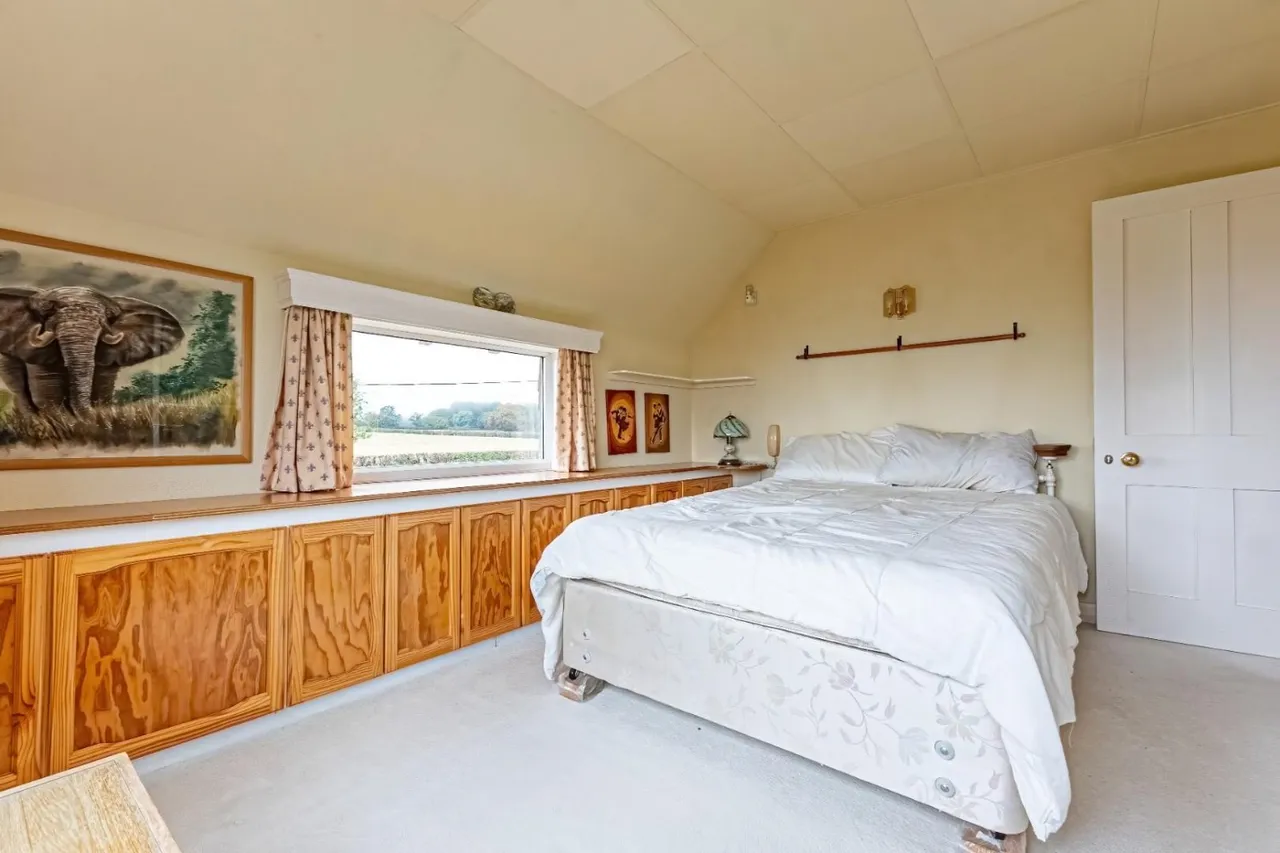 Browns Lane, Hastoe, HP23, photo 14